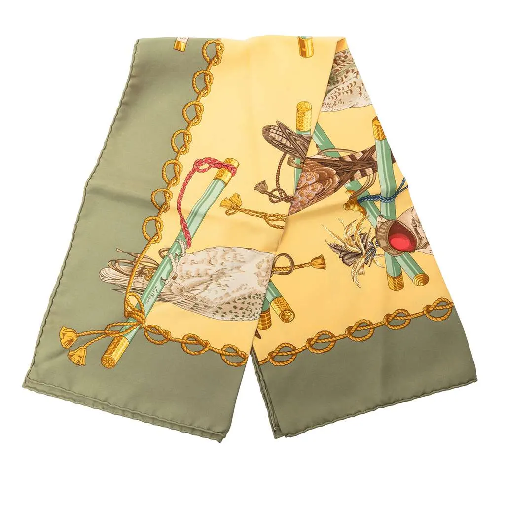 Hermès Les Oiseaux du Roy Silk Scarf 90 Yellow Silk Very good - Front View