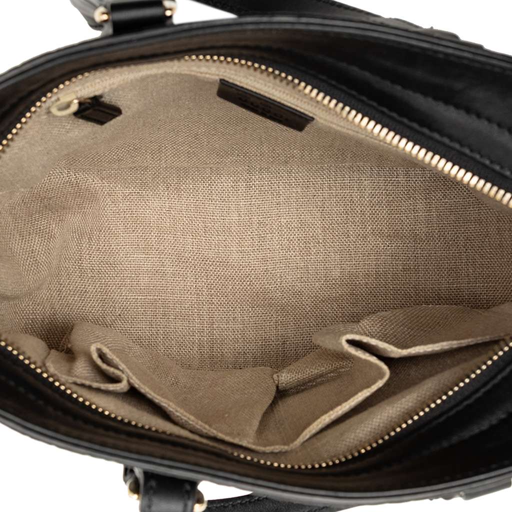 Gucci Small Microguccissima Bree Satchel Black Leather Good condition - Model View