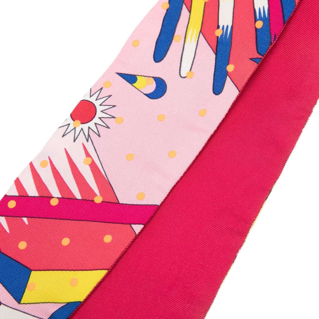 Hermès Plumetis Dots Silk Twilly Scarf Pink Silk Good condition - Back View