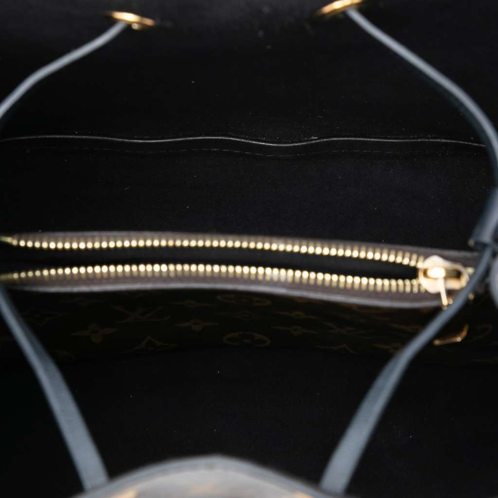 Louis Vuitton Monogram Neonoe MM Brown Good condition - Model View