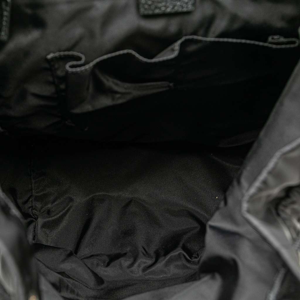 Gucci GG Nylon Backpack Black Good condition - Model View