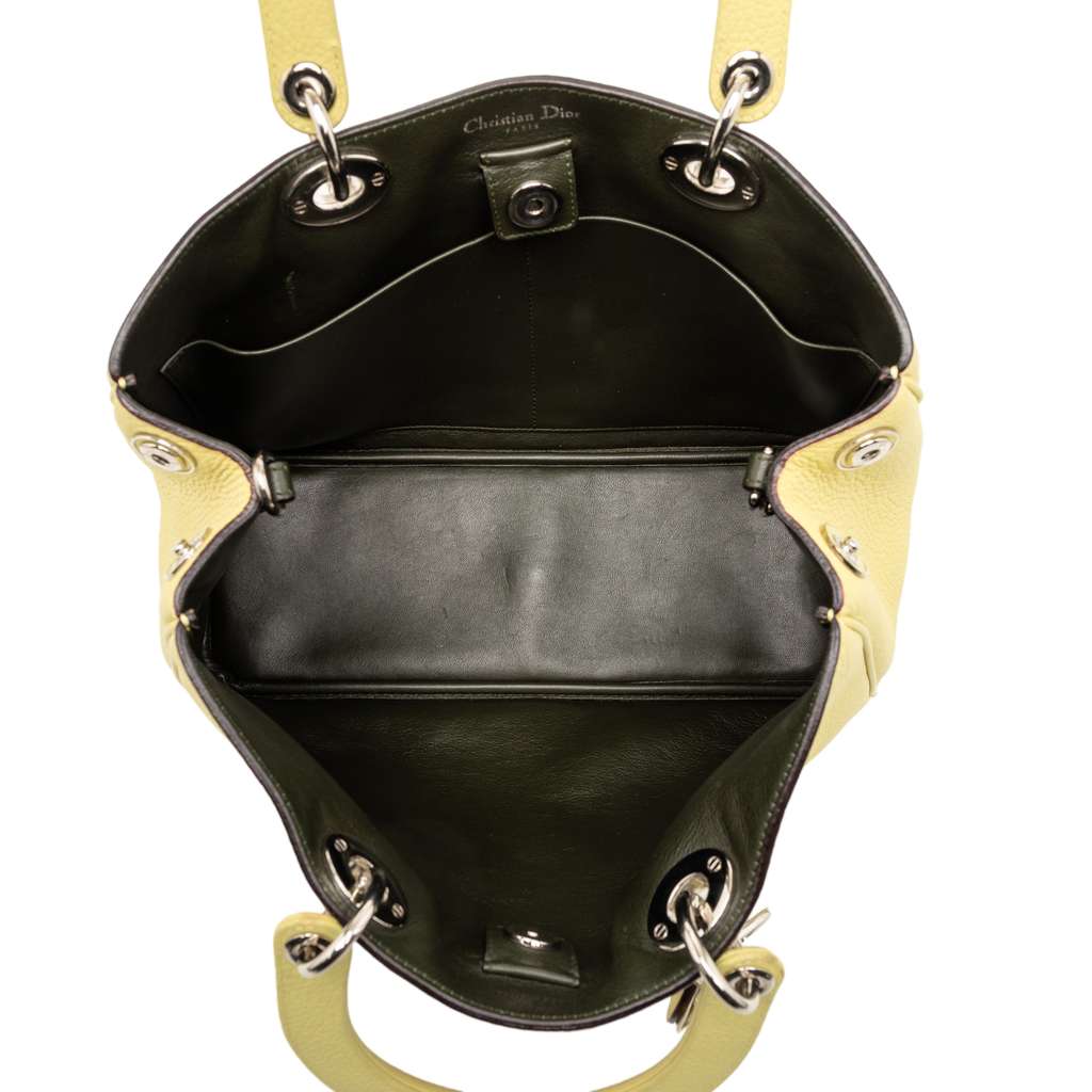 Dior Medium Leather Diorissimo Satchel Yellow Leather Good condition - Model View