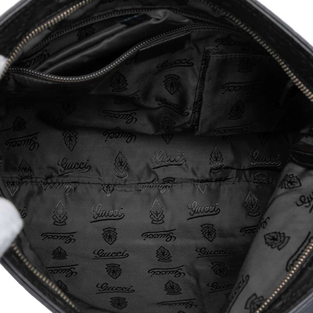 Gucci Guccissima Crossbody Black Leather Good condition - Model View