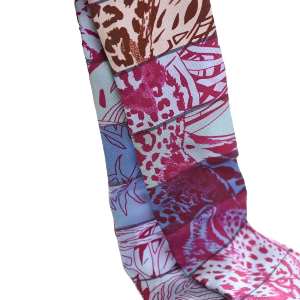 Hermès Jungle Love Rainbow Silk Twilly Scarf Pink Silk Good condition - Inside View