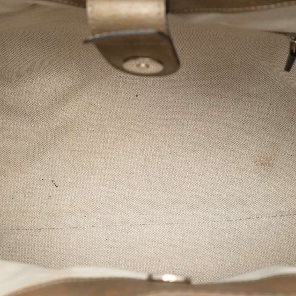 Gucci Medium Guccissima Sukey Tote Gold Leather Good condition - Model View