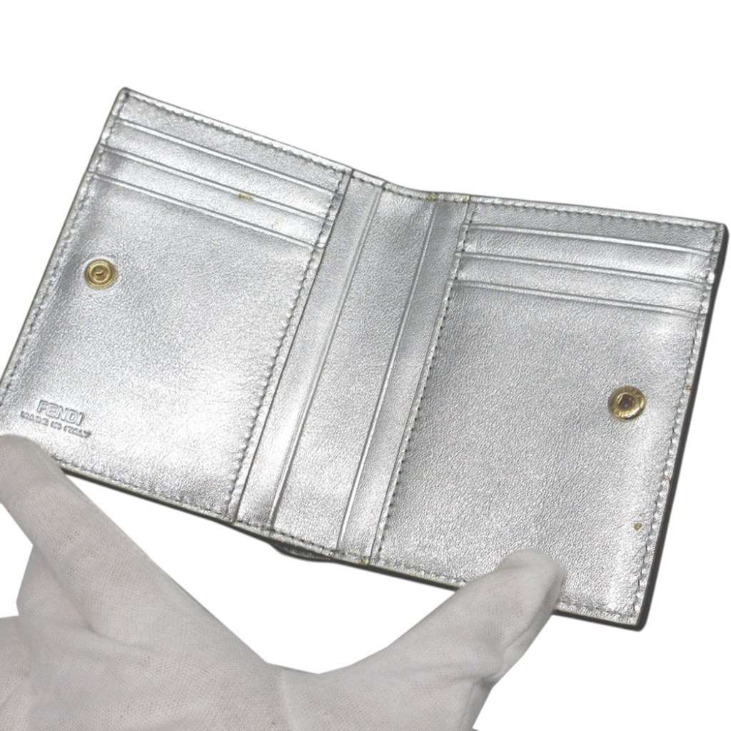 Fendi Metallic Leather Logo Bifold Compact Wallet Silver Leather Good condition - Inside View