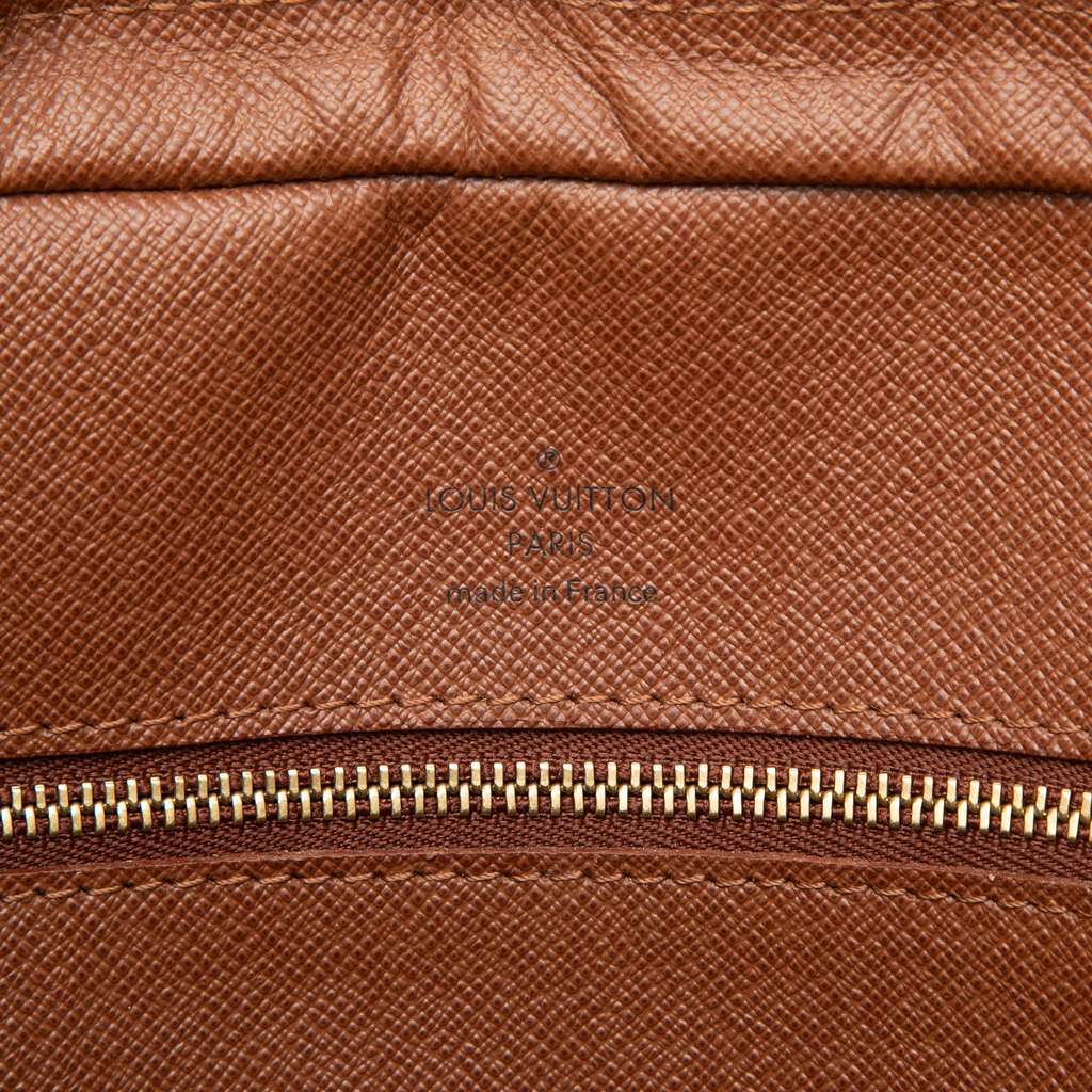 Louis Vuitton Monogram Porte Documents Voyage Brown Good condition - Box View