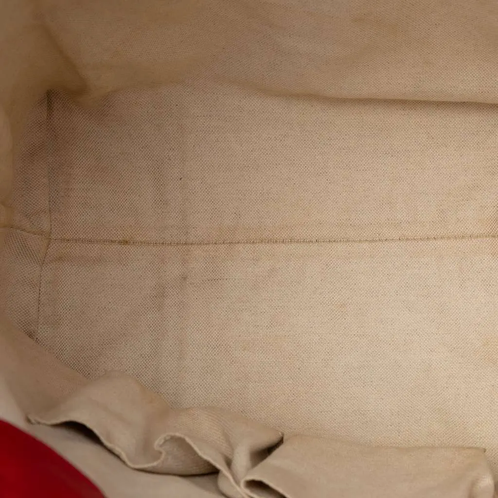 Gucci GG Supreme Nice Tote Beige Very good - Model View