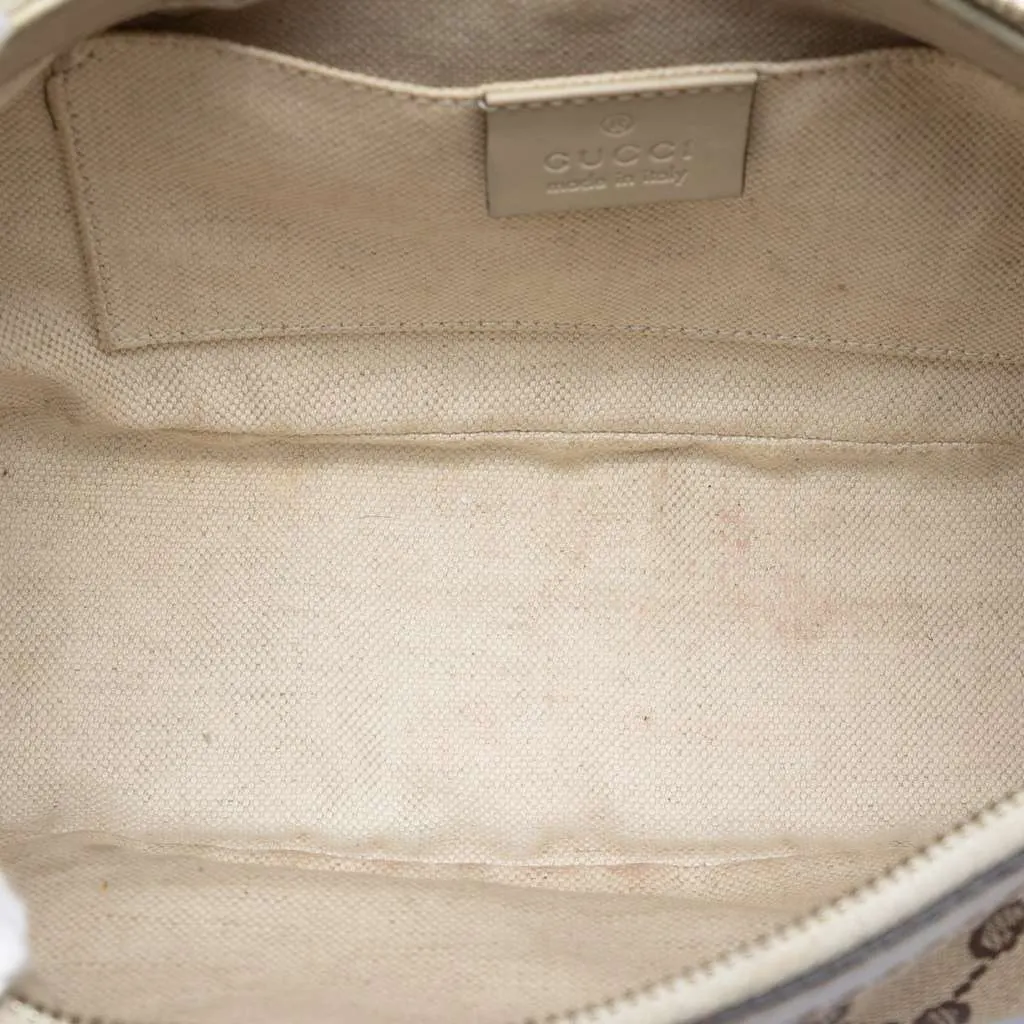 Gucci GG Canvas Mayfair Shoulder Bag Beige Very good - Model View