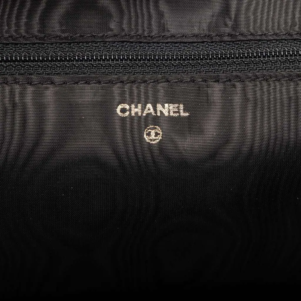 Chanel CC Caviar Documents Portfolio Clutch Black Leather Very good - Box View
