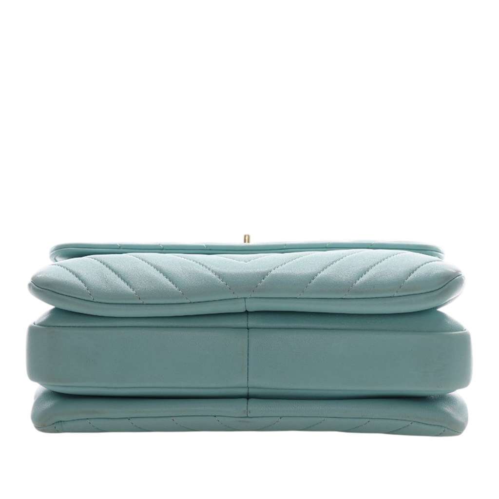 Chanel Small Chevron Lambskin Trendy CC Top Handle Flap Blue Leather Good condition - Box View