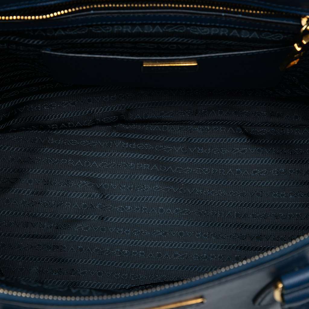 Prada Medium Saffiano Lux Galleria Double Zip Satchel Blue Leather Fair condition - Model View