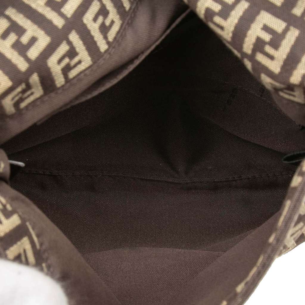 Fendi Zucchino Canvas Crossbody Brown Canvas Good condition - Model View