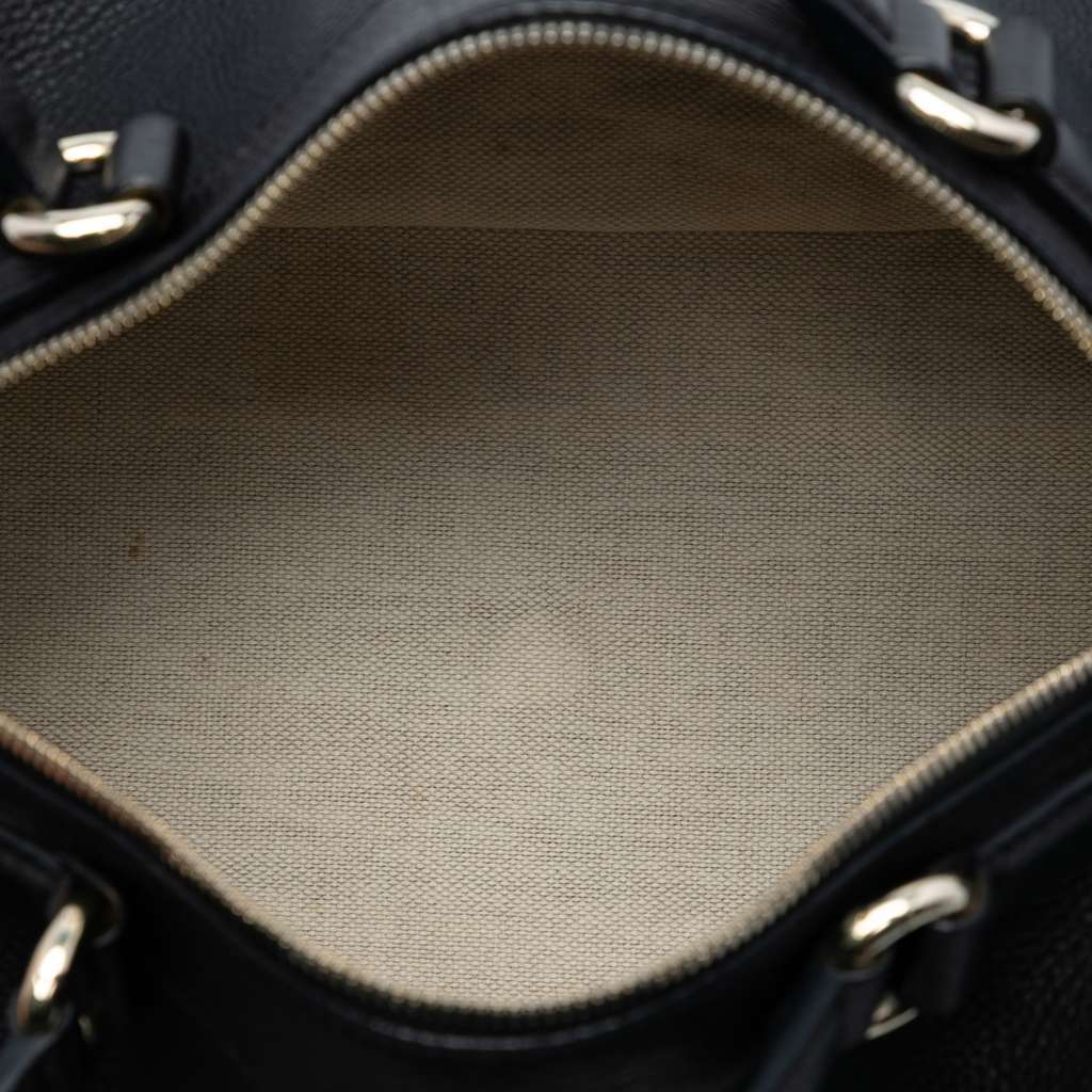 Gucci Medium Pebbled Calfskin Soho Boston Bag Black Leather Good condition - Model View