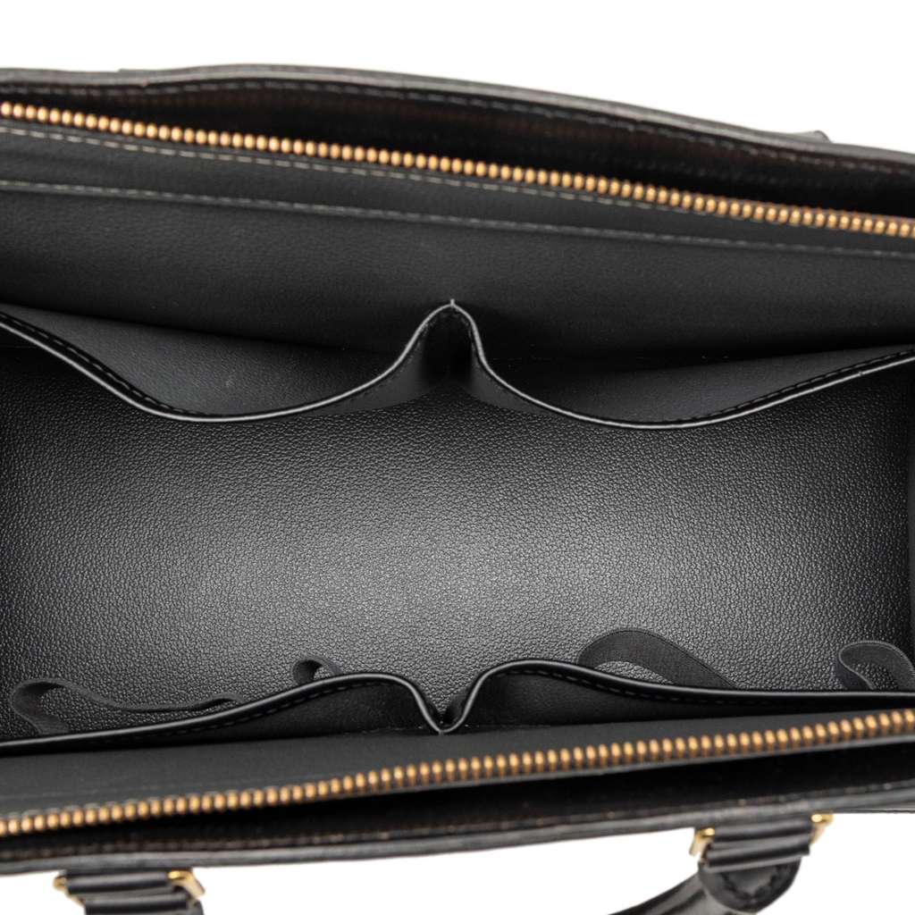 Louis Vuitton Epi Riviera Black Leather Good condition - Model View