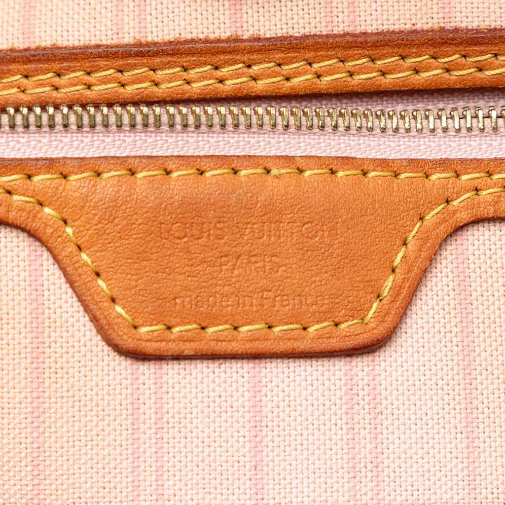 Louis Vuitton Damier Azur Neverfull MM White Good condition - Box View