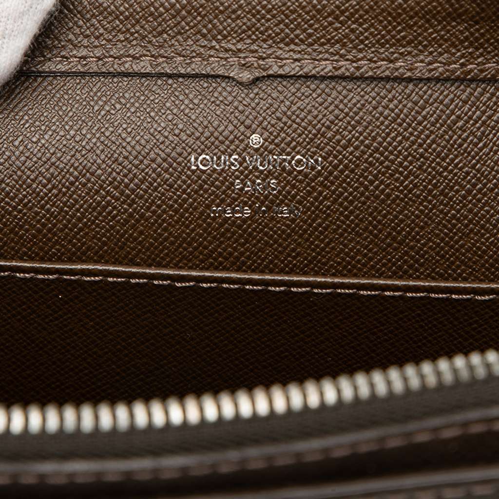 Louis Vuitton Taiga Pochette Baikal Brown Leather Good condition - Box View