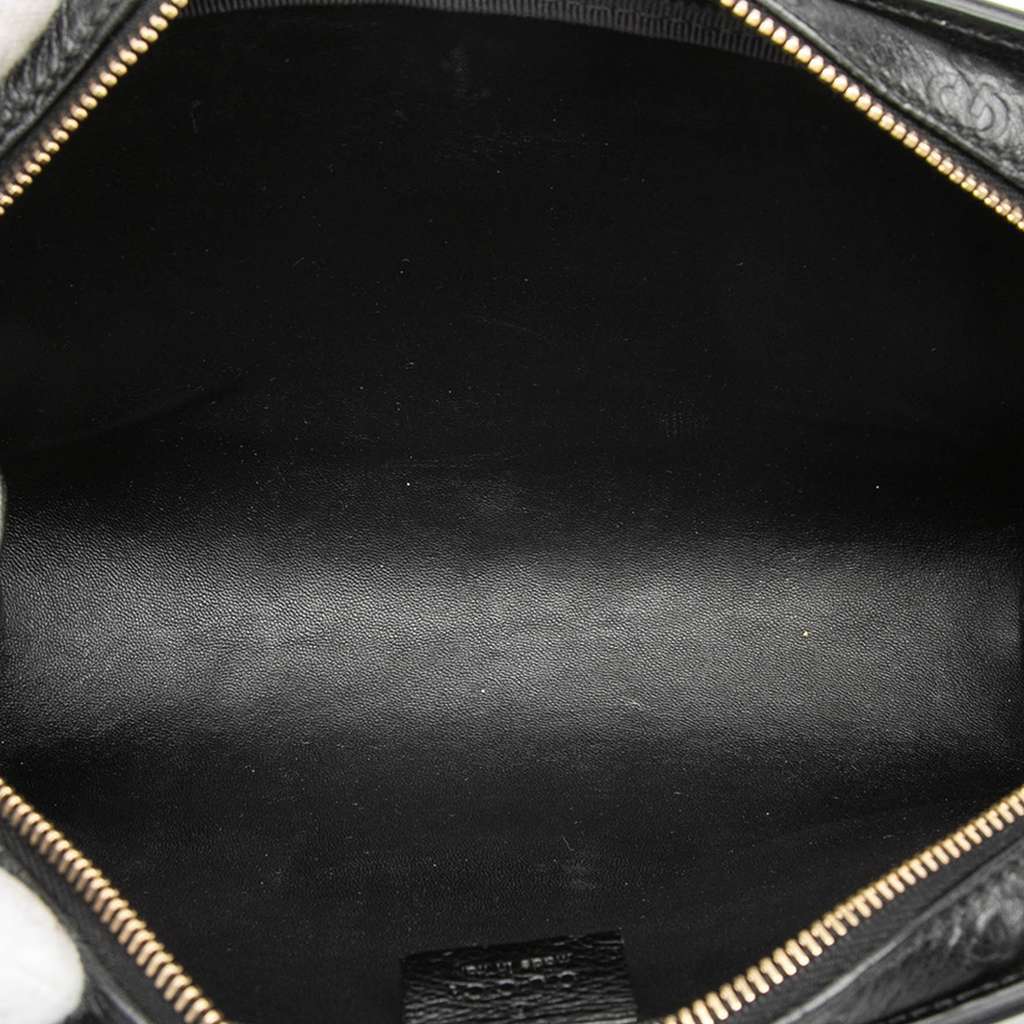 Gucci Guccissima Clutch Black Leather Good condition - Model View