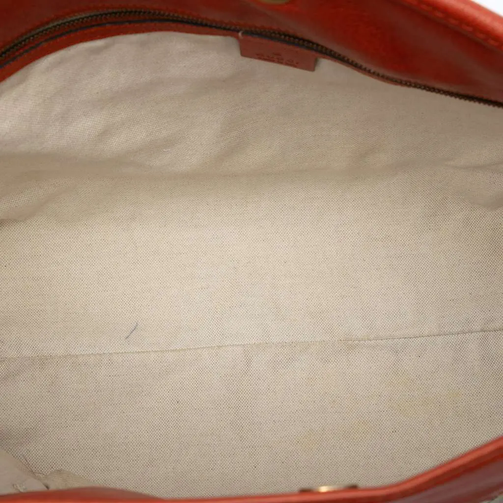 Gucci Large GG Canvas Laidback Crafty Tote Beige Very good - Model View
