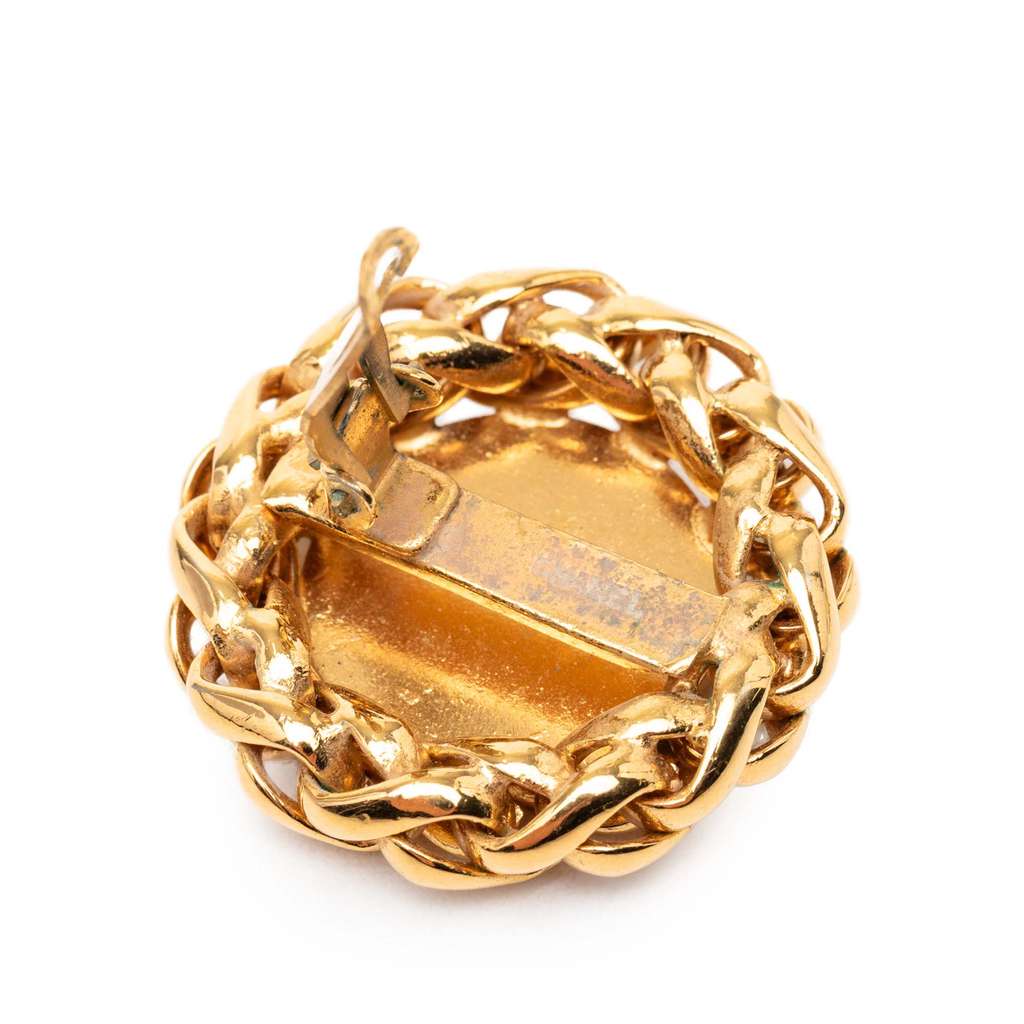 Chanel CC Gold Plated Wheat Medallion Clip On Earrings Gold Metal Good condition - Inside View