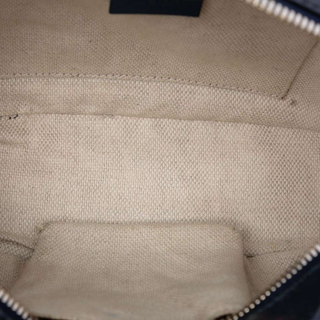 Gucci Patent Soho Disco Crossbody Blue Leather Good condition - Model View