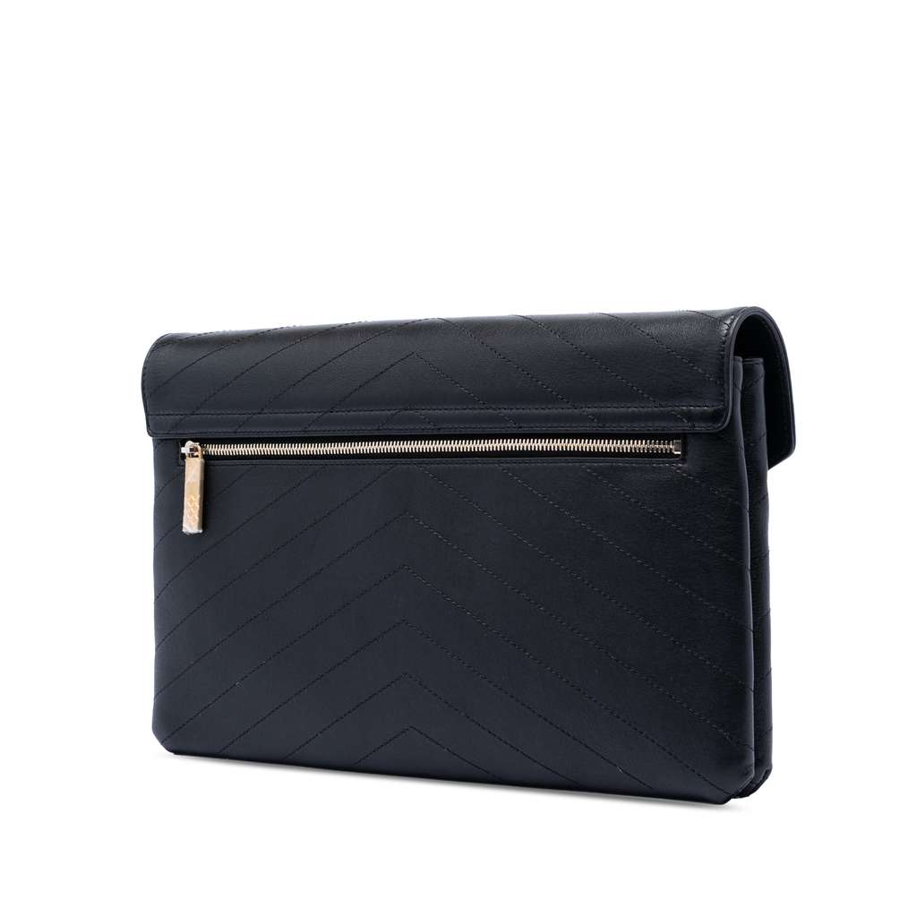 Chanel CC Chevron Calfskin Envelope Clutch Black Leather Good condition - Back View