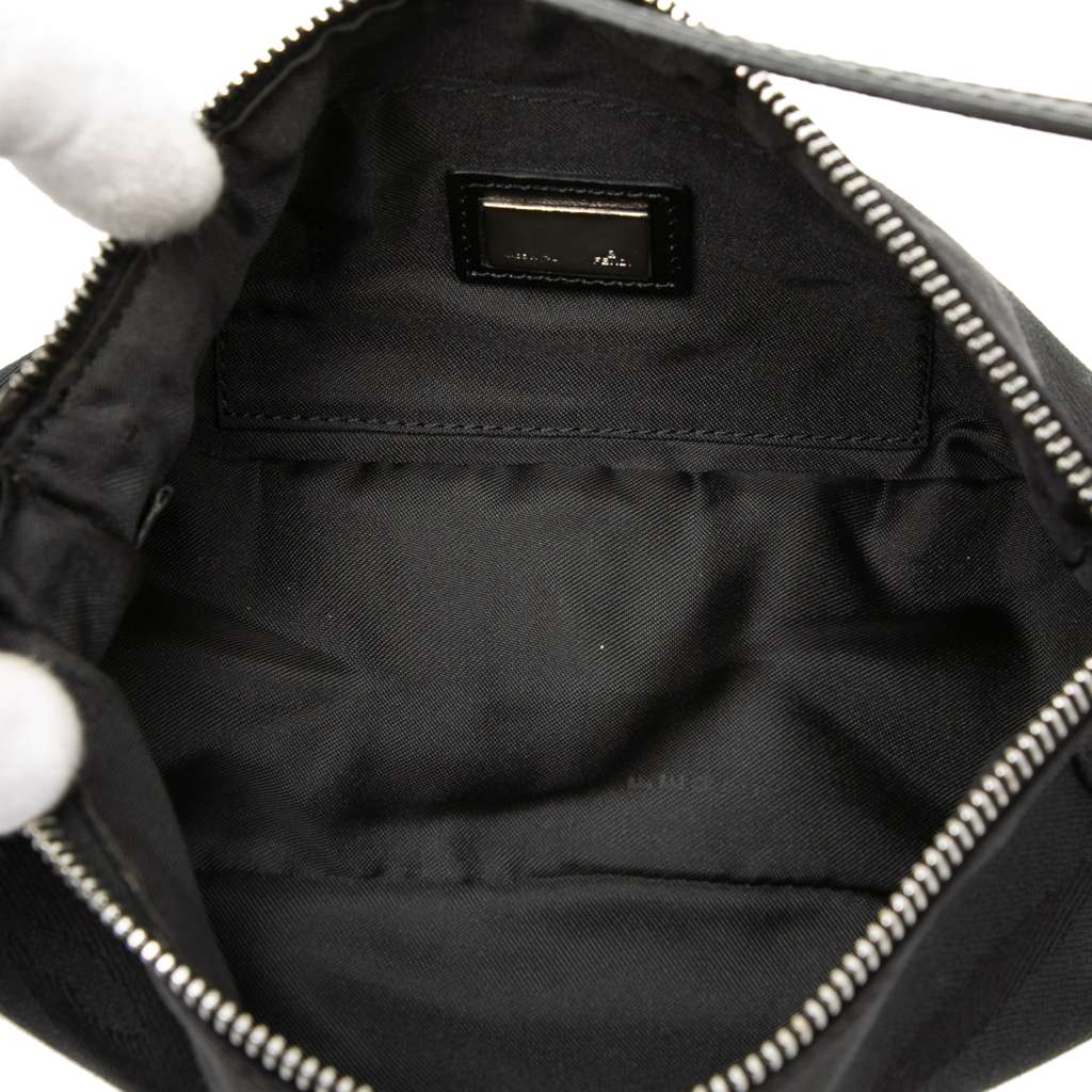 Fendi Zebra Print Canvas Pochette Black Canvas Good condition - Model View