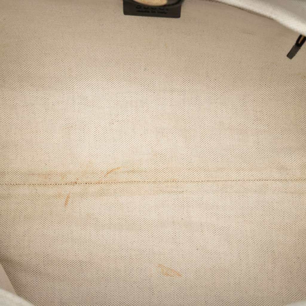 Gucci Medium Diamante Canvas Sukey Tote Beige Good condition - Model View