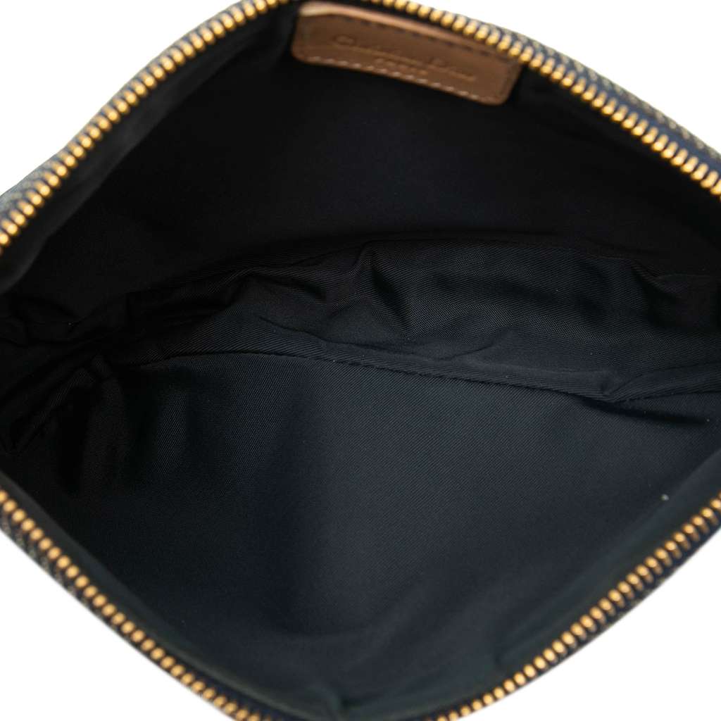 Dior Mini Denim Saddle Pochette Blue Denim Good condition - Model View