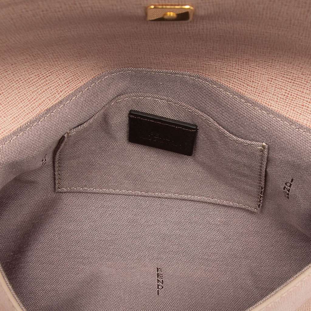 Fendi Mini Vitello Elite Crayons Pochette Pink Leather Good condition - Model View