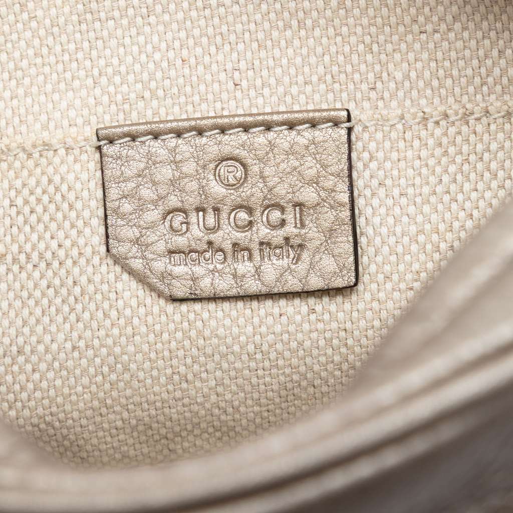 Gucci Mini Metallic Pebbled Calfskin Soho Chain Crossbody Gold Leather Good condition - Box View