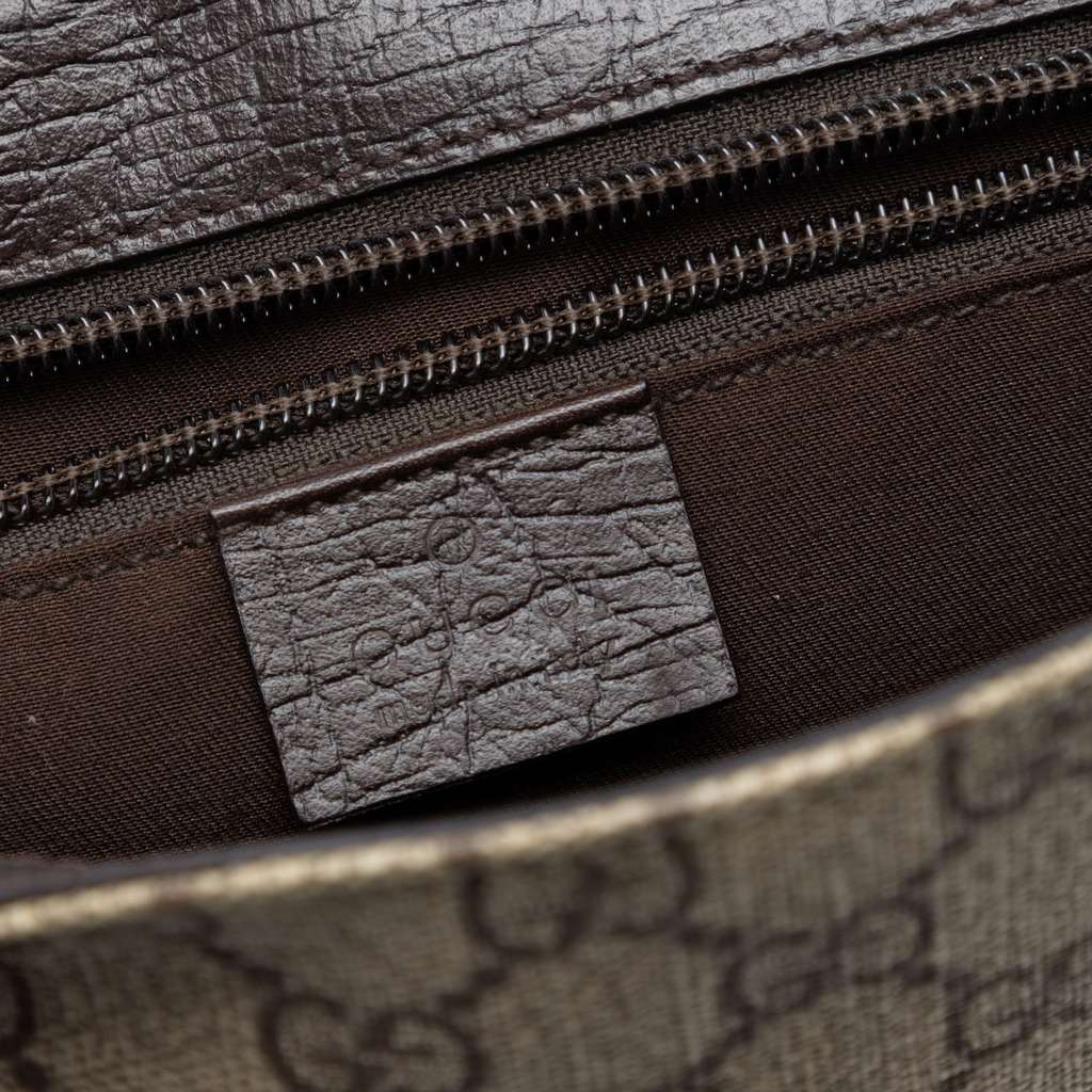 Gucci GG Supreme Clutch Beige Good condition - Box View