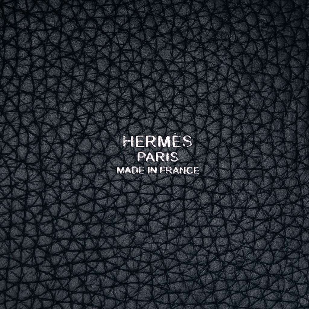 Hermès Clemence Picotin Lock 22 Blue Leather Good condition - Box View