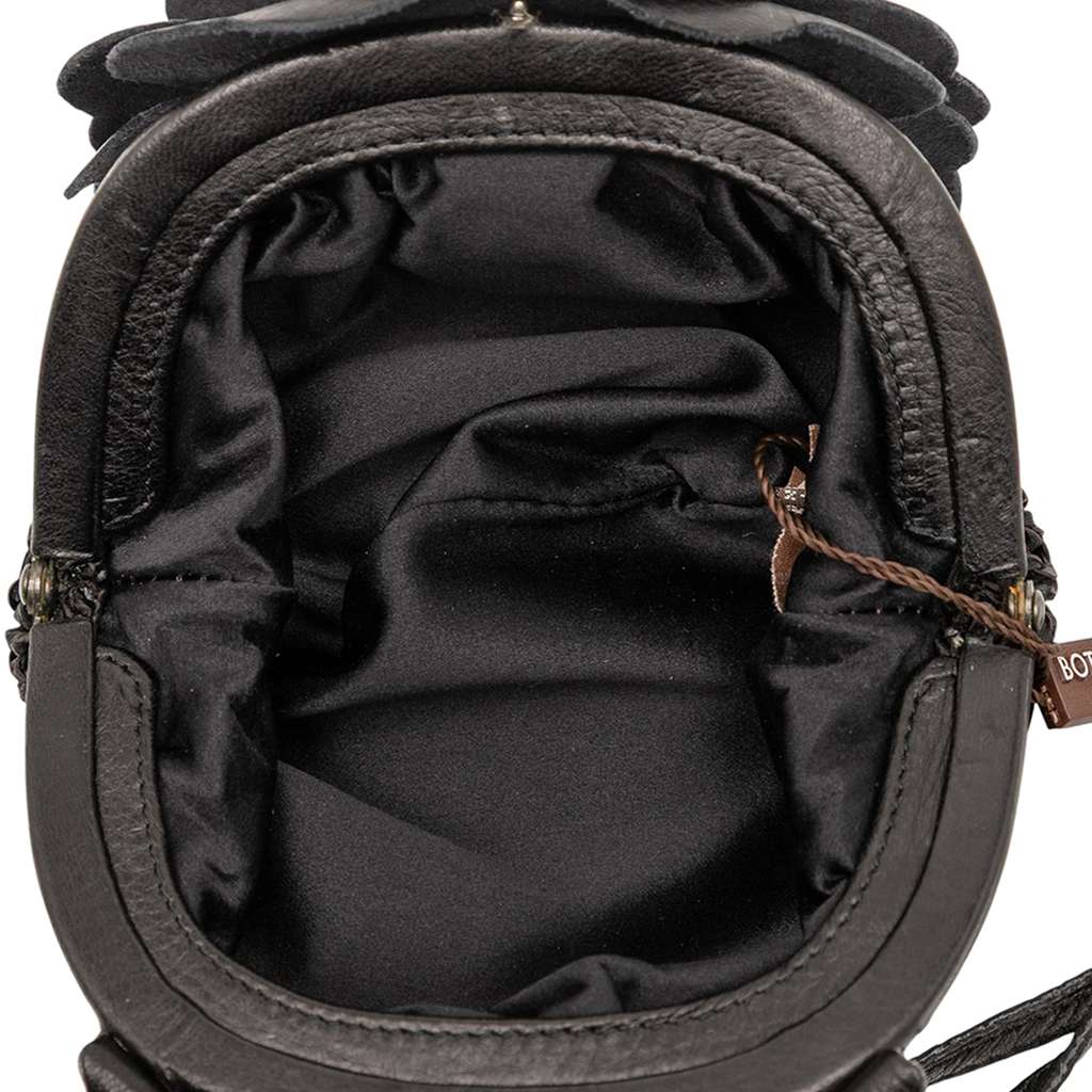 Bottega Veneta Woven Leather Floral Shoulder Bag Black Leather Good condition - Model View