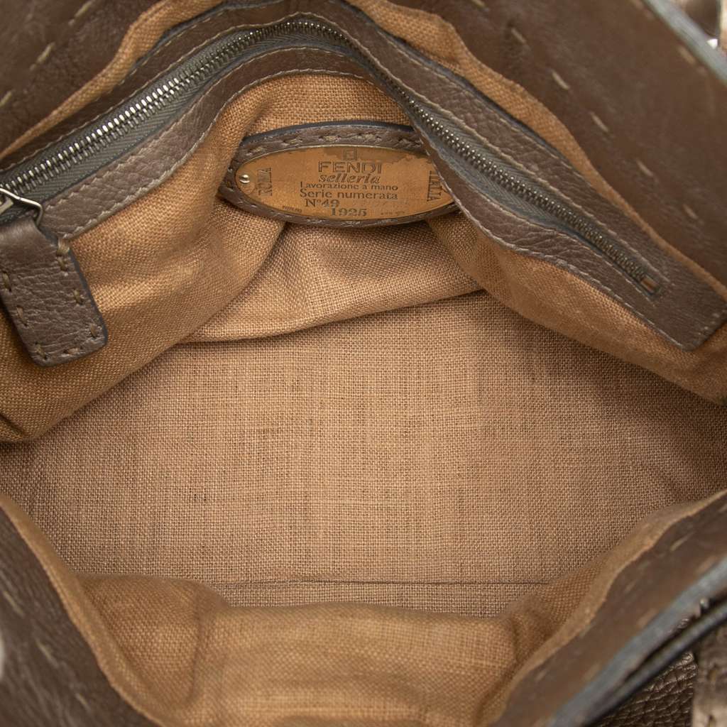 Fendi Large Leather Selleria Villa Borghese Tote Gold Leather Fair condition - Model View