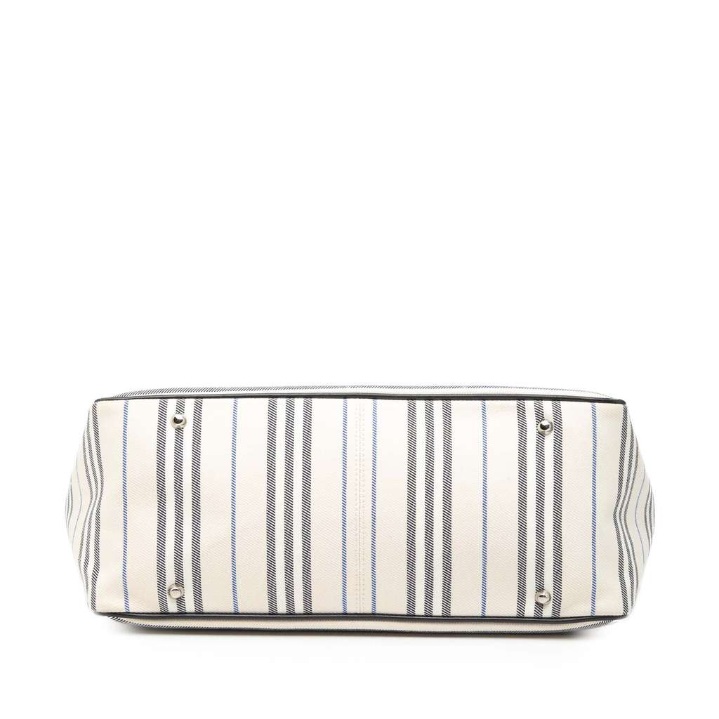 Burberry Striped Canvas Handbag White Canvas Good condition - Inside View
