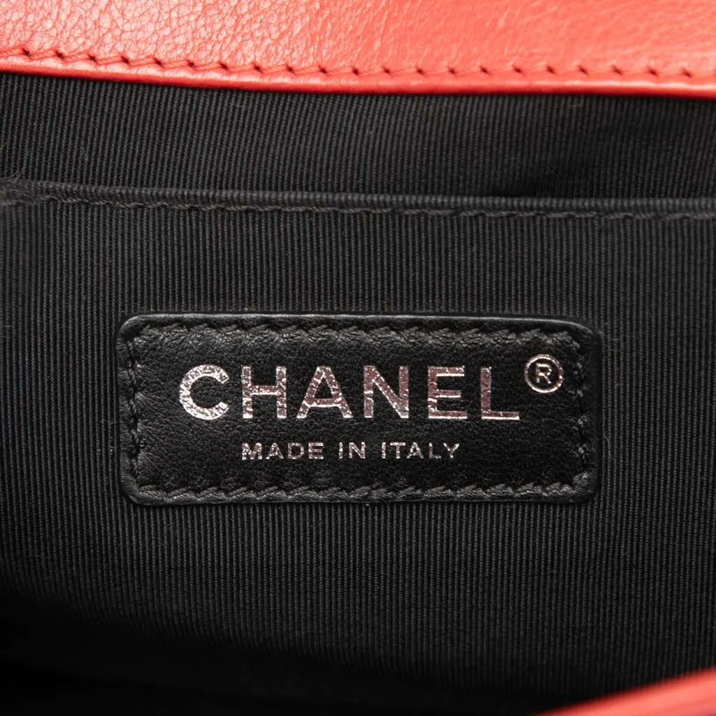 Chanel Old Medium Quilted Lambskin Boy Flap Red Leather Good - Box View
