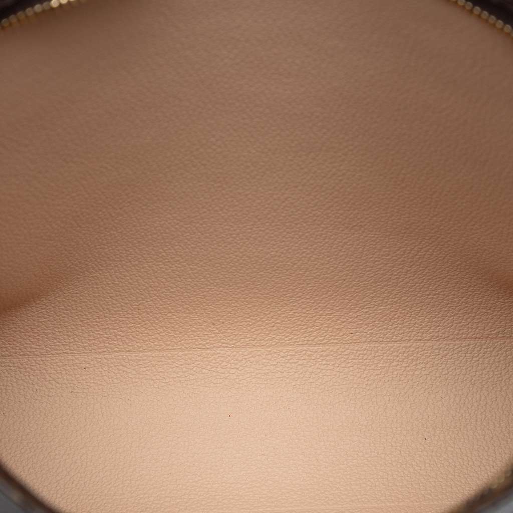 Louis Vuitton Monogram Toiletry Pouch 26 Brown Good condition - Model View