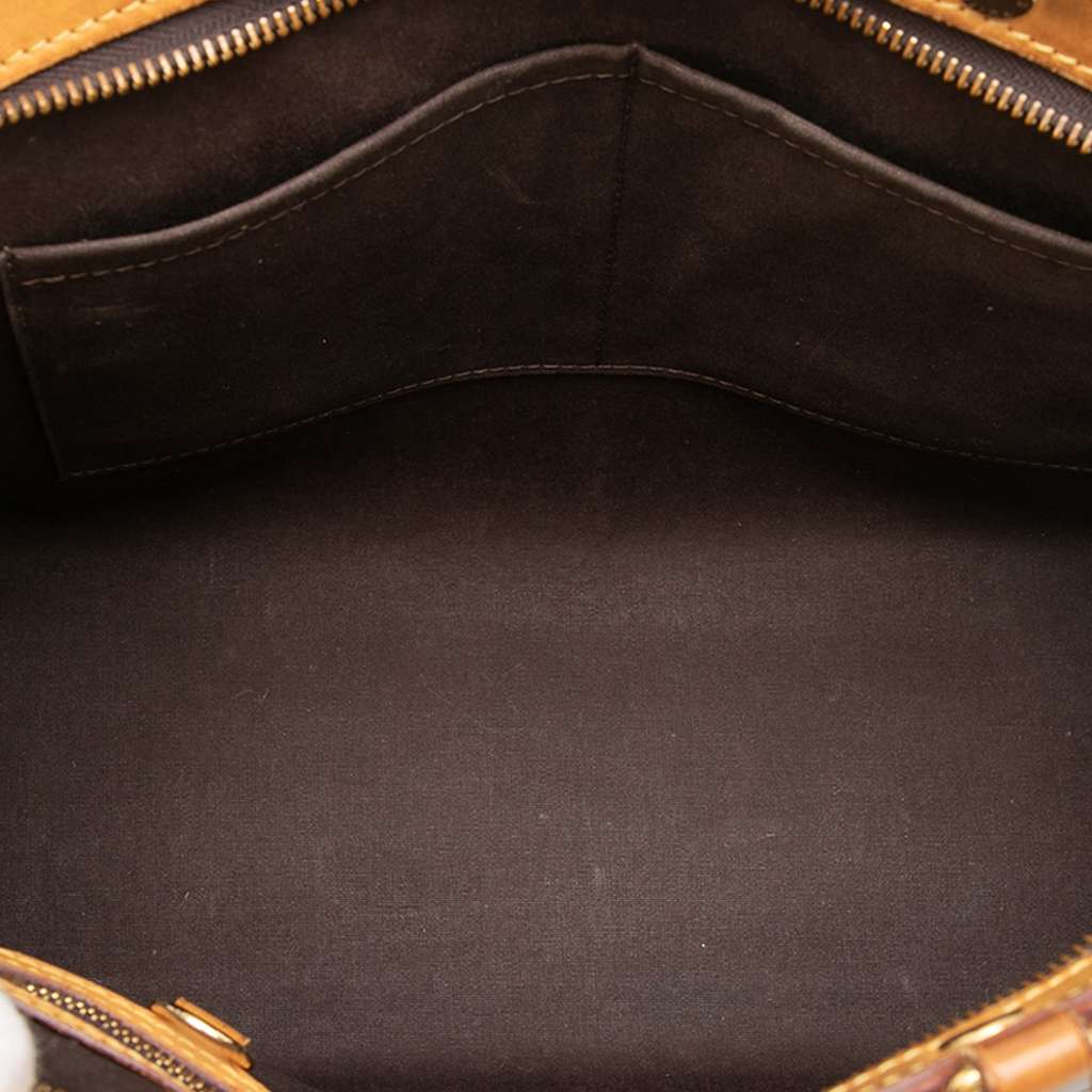 Louis Vuitton Monogram Vernis Brea MM Purple Leather Fair condition - Model View