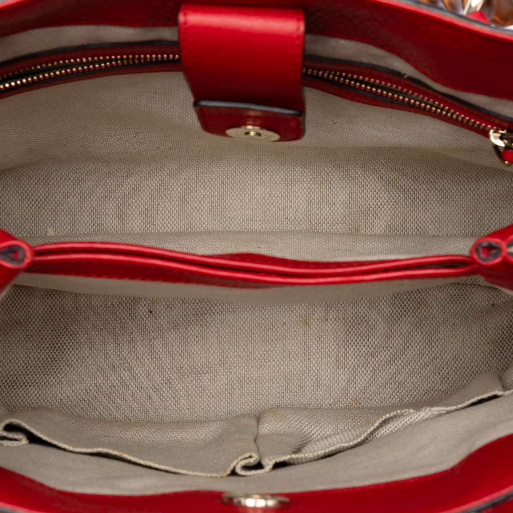 Gucci Small GG Canvas Diana Bamboo Top Handle Tote Beige Good condition - Model View