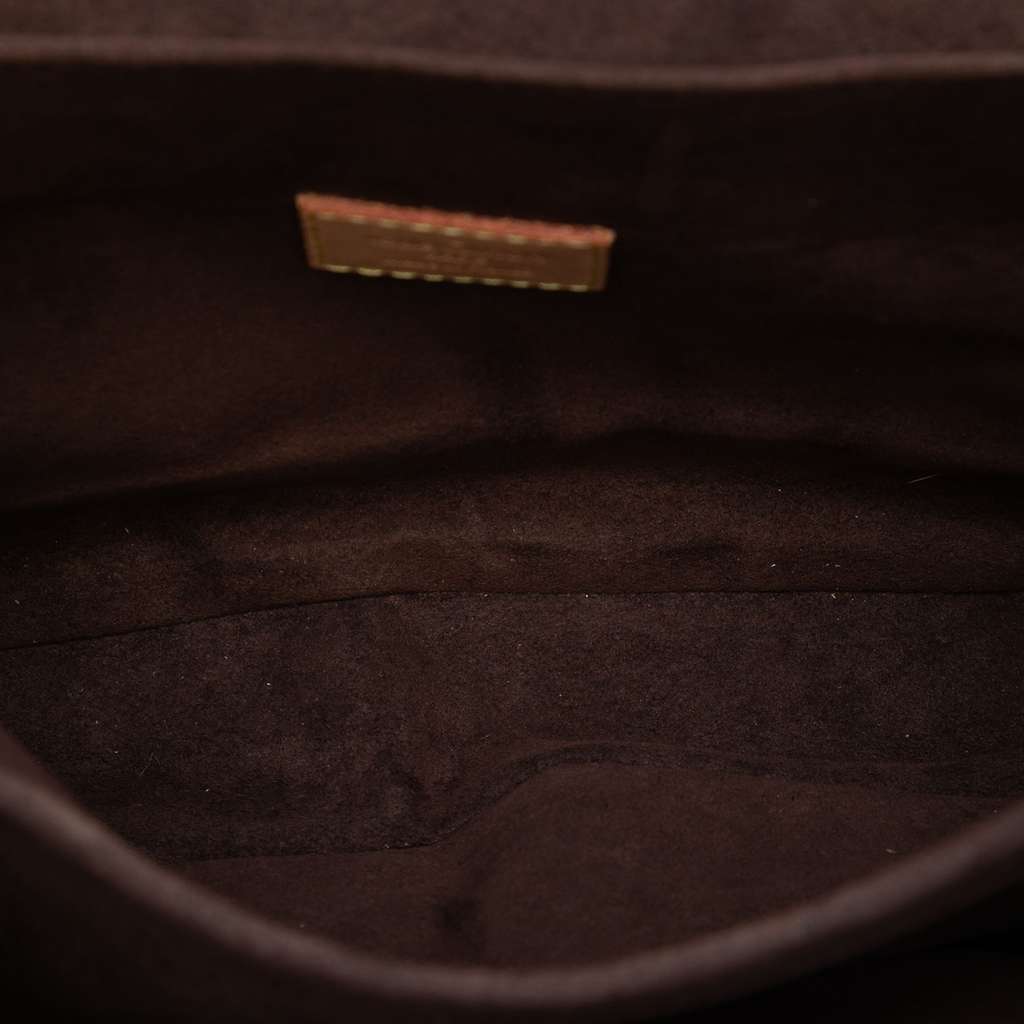 Louis Vuitton Monogram Pochette Metis Brown Good condition - Model View