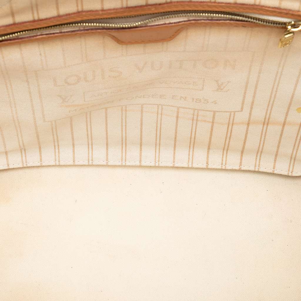 Louis Vuitton Damier Azur Neverfull MM White Good condition - Model View