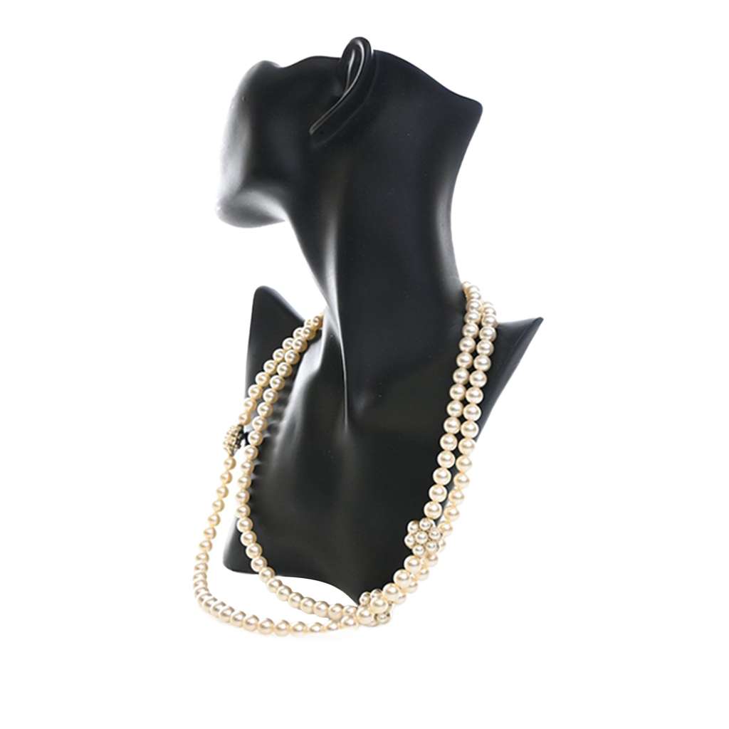 Chanel CC Faux Pearl Cluster Necklace White Good condition - Inside View