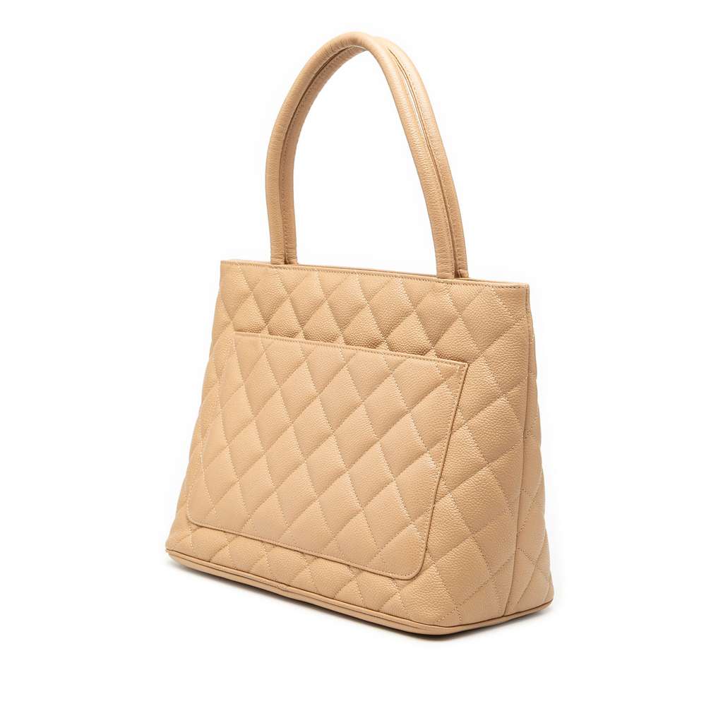 Chanel Caviar Medallion Tote Brown Leather Good condition - Back View