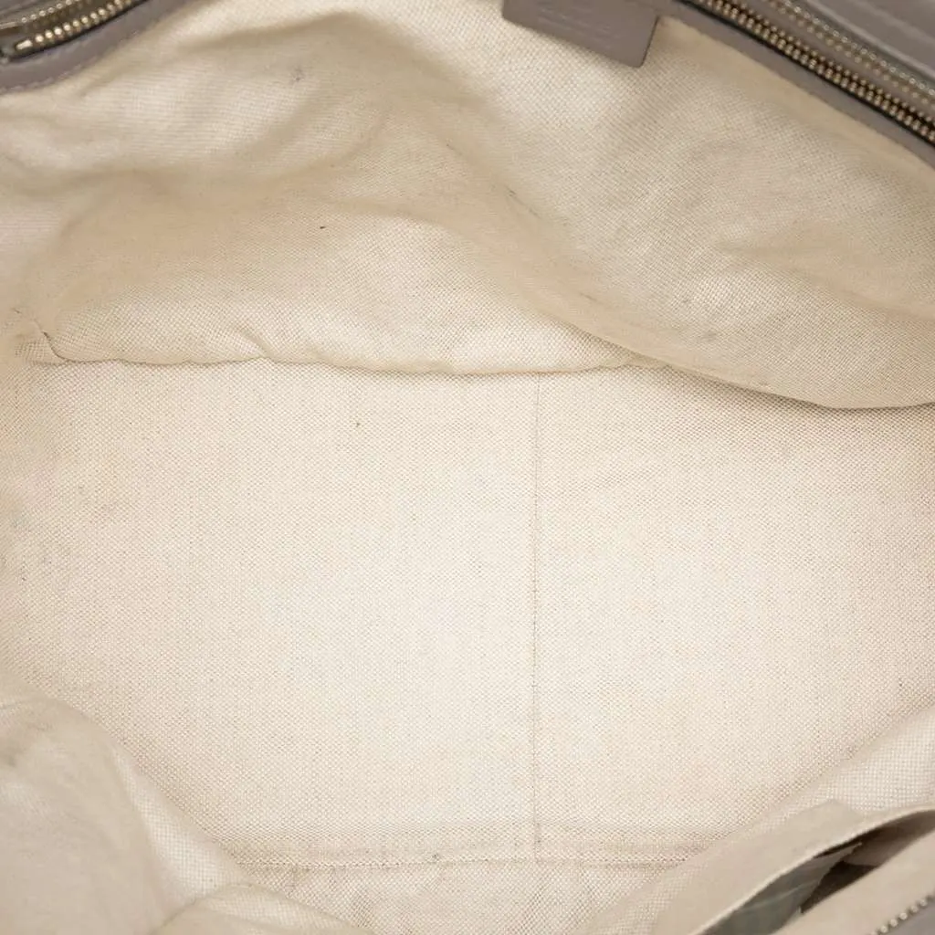 Gucci Guccissima Bree Tote Grey Leather Very good - Model View