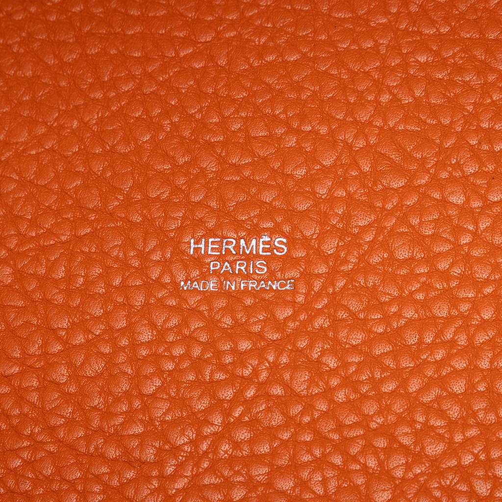 Hermès Clemence Picotin Lock 22 Orange Leather Good condition - Box View