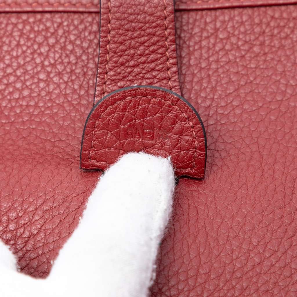Hermès Clemence Evelyne III 29 Red Leather Good condition - Box View