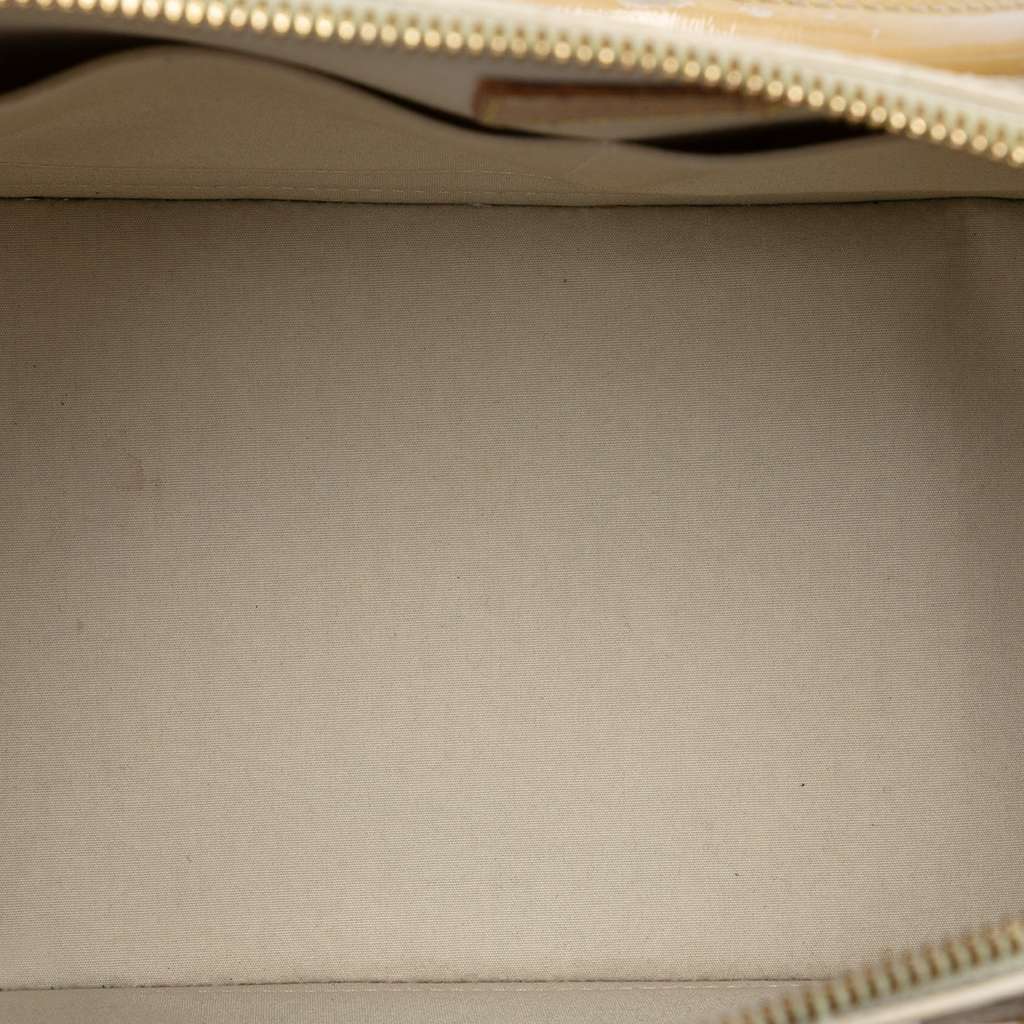 Louis Vuitton Monogram Vernis Alma PM Beige Leather Good condition - Model View
