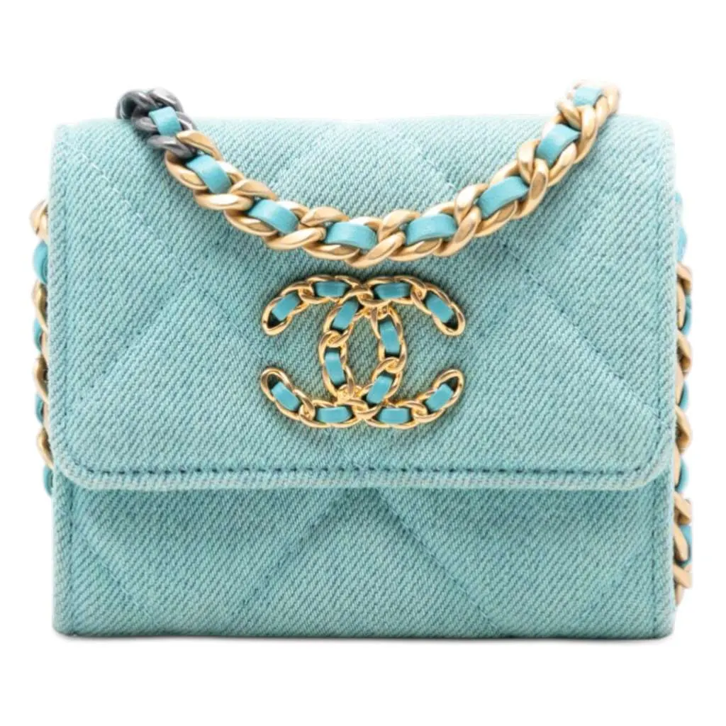 Chanel Quilted Denim 19 Card Holder with Chain Blue Denim Very good - Front View