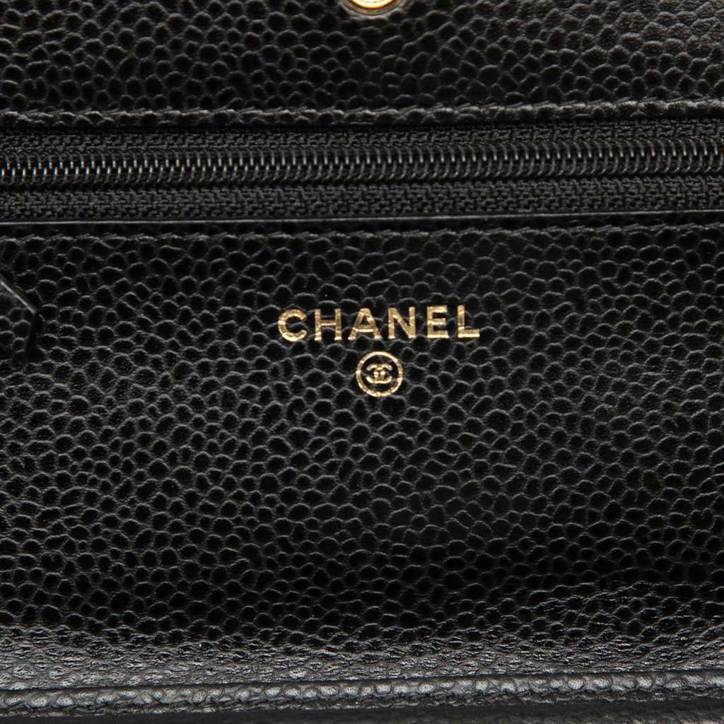 Chanel CC Quilted Caviar Wallet on Chain Black Leather Good condition - Box View